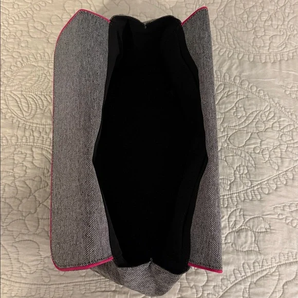 Dyson Gray and Pink Accessory Pouch - Picture 2 of 3